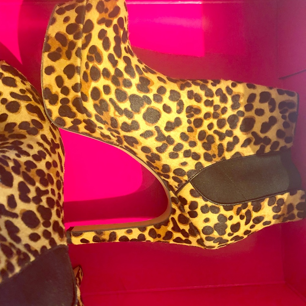 Vince Camuto Booties - Leopard